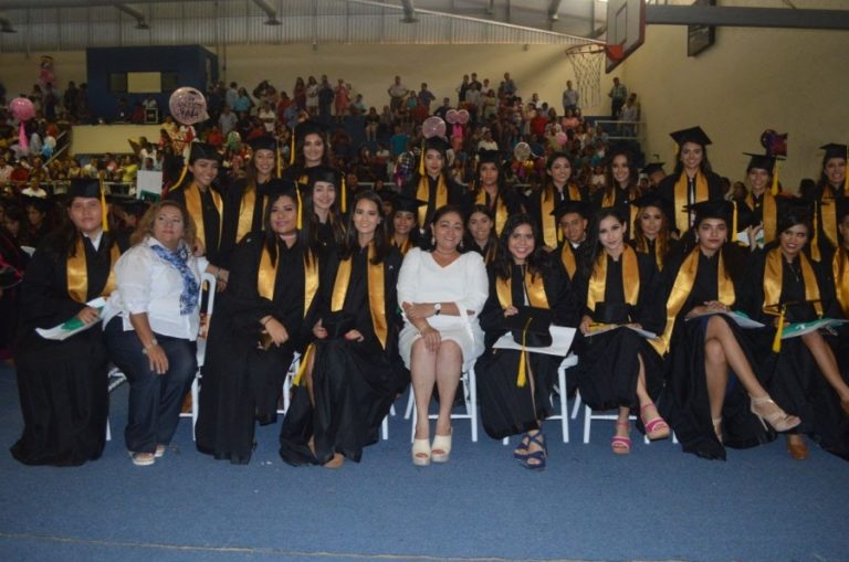 Realiza Silvia Estrada último pase de lista a alumnos de CECyTEM