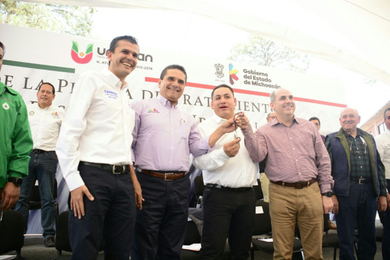 Entrega Gobernador planta en Uruapan para sanear 80% de aguas residuales